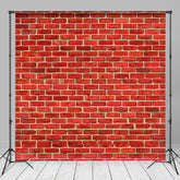 Aperturee – klassischer Fotohintergrund mit roter Backsteinmauer
