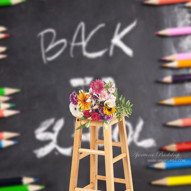 Aperturee - Buntstift Tafel Hintergrund für den Schulanfang