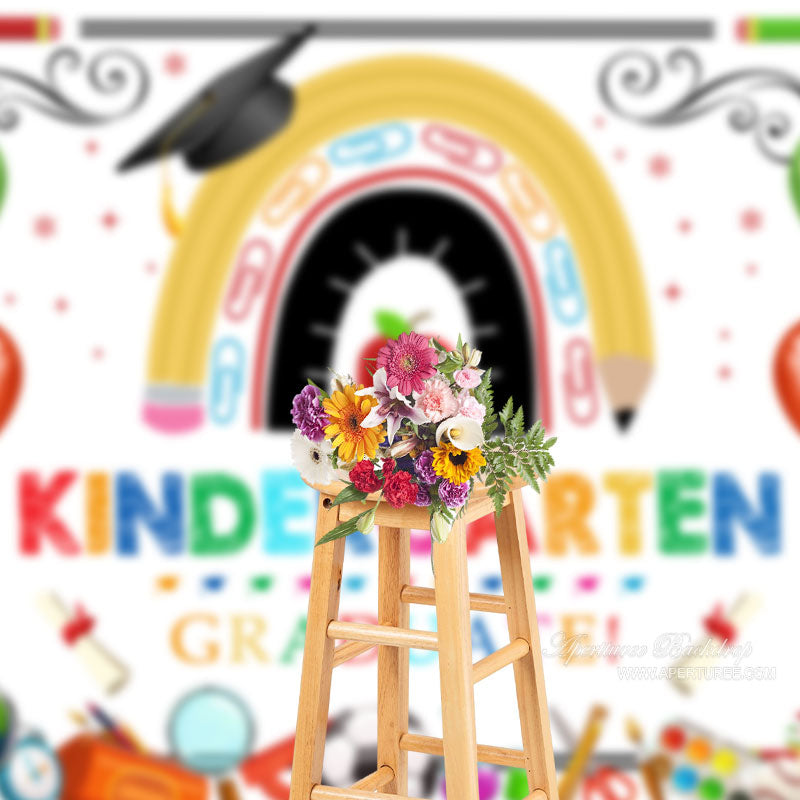 Aperturee - Bunter Ballon Hintergrund für Kindergartenabsolventen für Fotos