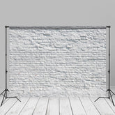 Aperturee – Fotostudio Hintergrund aus rissigem verwittertem weißem Backstein