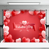 Aperturee - Hellrote Streifen Punkte Herz Valentinstag Hintergrund