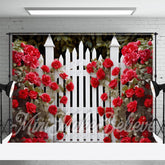 Aperturee - Roter Rosen Blumen weißer Zaun Garten Hochzeits Hintergrund