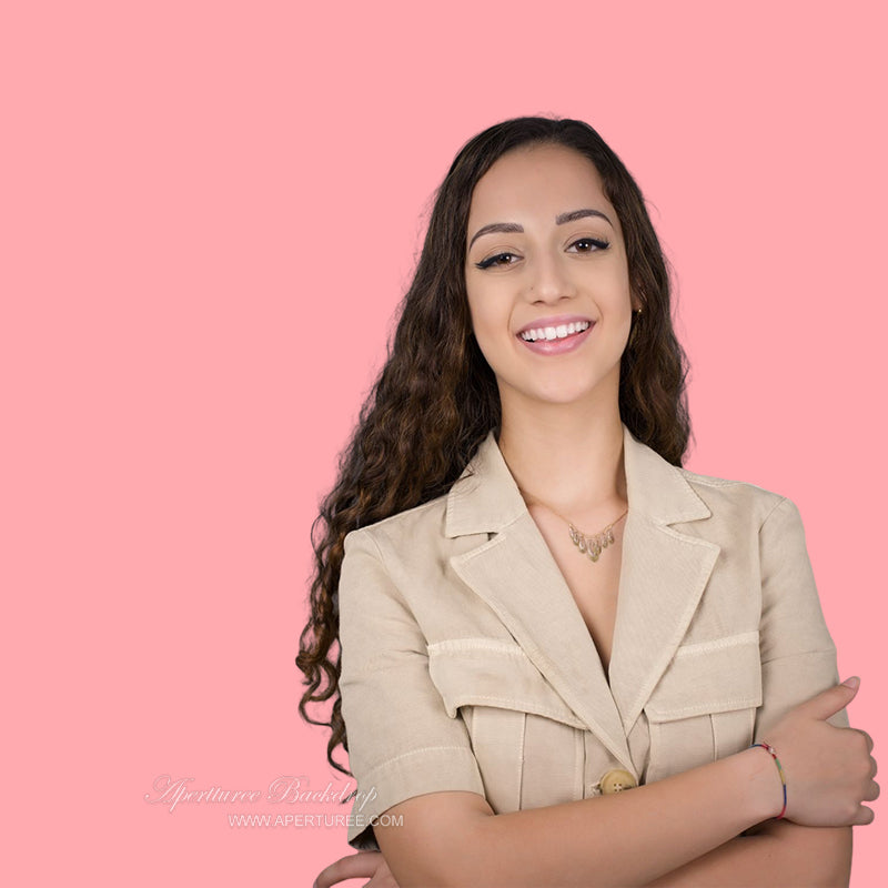 Aperturee – Einfacher rosa einfarbiger Fotoautomaten-Hintergrund für das Studio