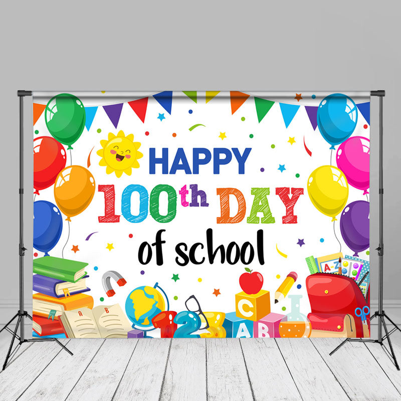 Aperturee - Luftballons Bücher Weiß Glücklich 100. Schultag Hintergrund