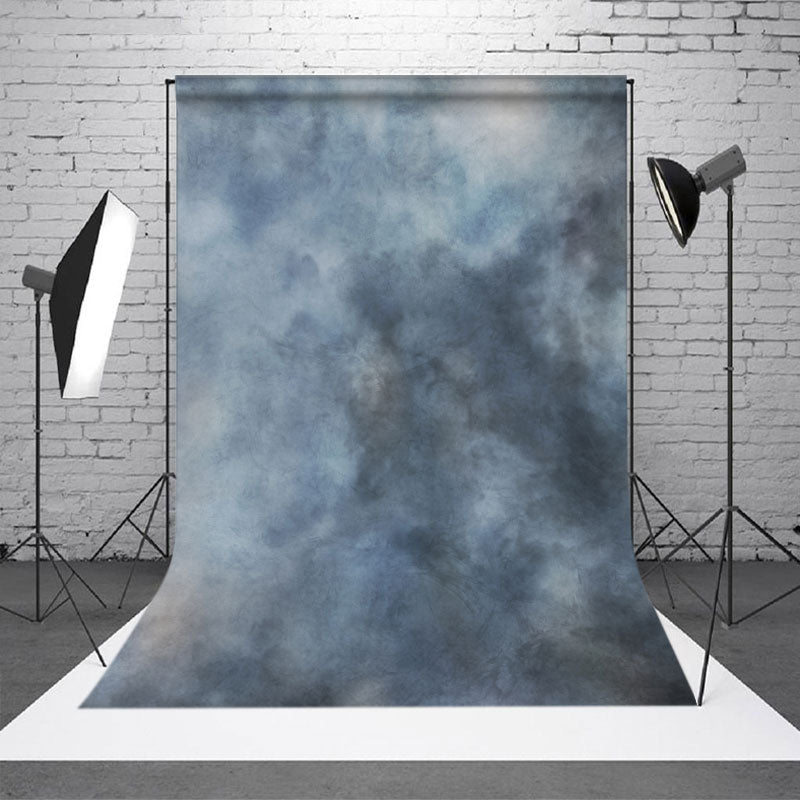Aperturee - Fotohintergrund mit bläulich grauer nebliger abstrakter Textur