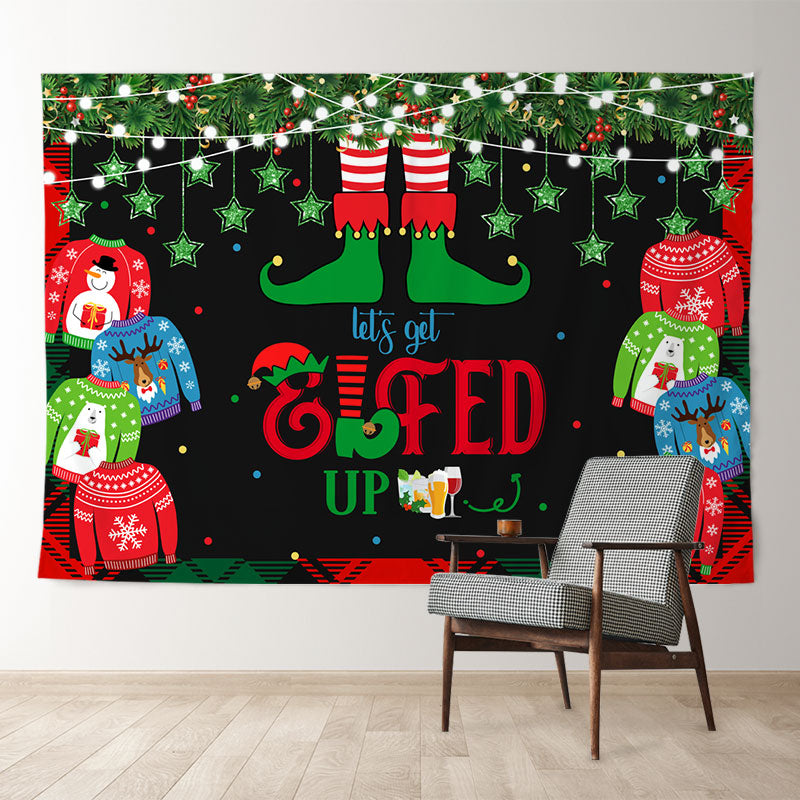 Aperturee - Elfed Up bunter Pullover schwarzer Weihnachtshintergrund