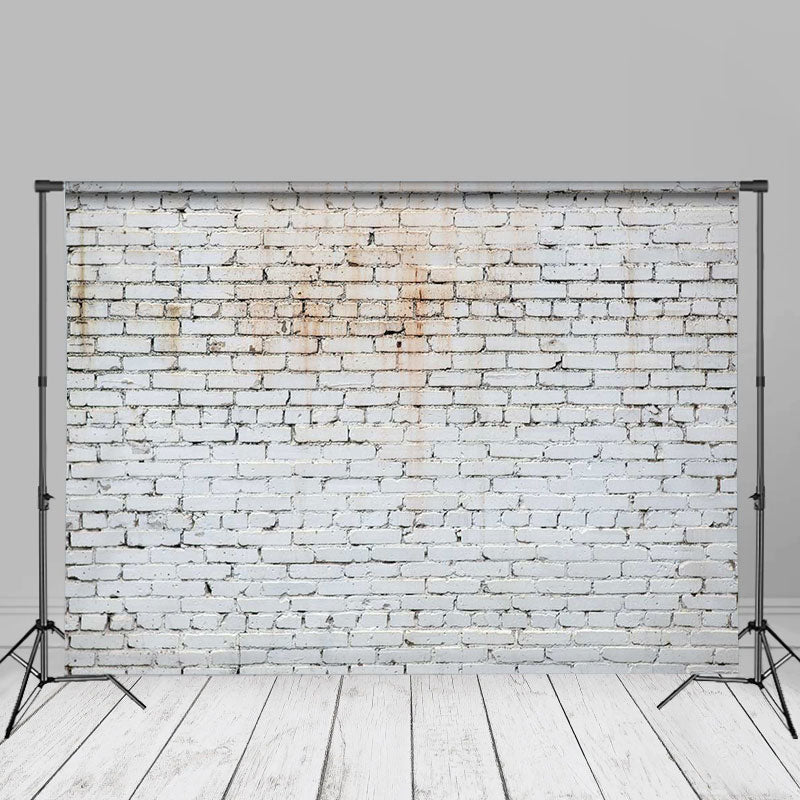 Aperturee – Fotostudio Hintergrund mit alter weißer Backsteinmauer